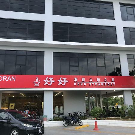Апартаменти Mosaic Souhtkey Highfloor 2Br 2-6Pax 5Mins Jbciq&Sentosa Джохор-Бару Екстер'єр фото