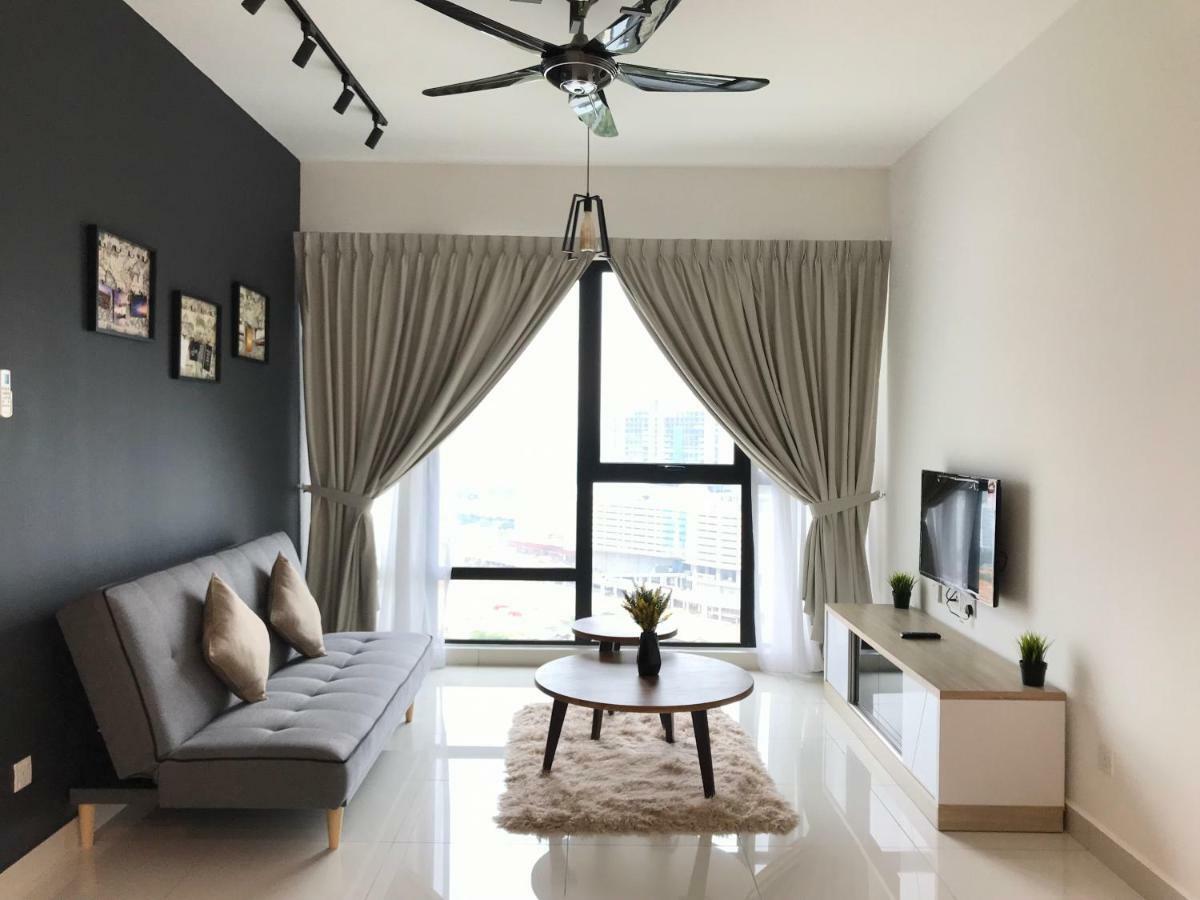 Апартаменти Mosaic Souhtkey Highfloor 2Br 2-6Pax 5Mins Jbciq&Sentosa Джохор-Бару Екстер'єр фото