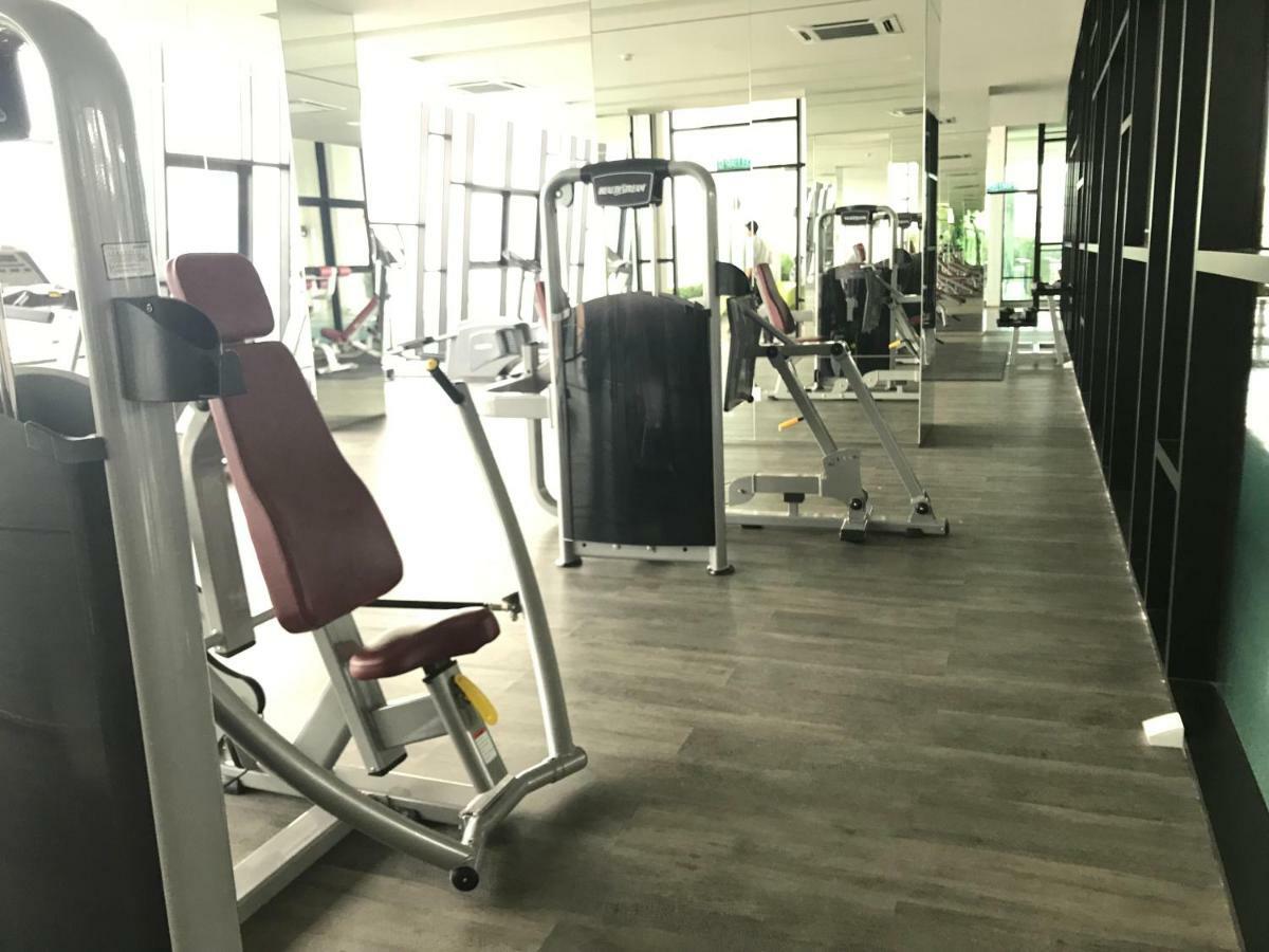 Апартаменти Mosaic Souhtkey Highfloor 2Br 2-6Pax 5Mins Jbciq&Sentosa Джохор-Бару Екстер'єр фото