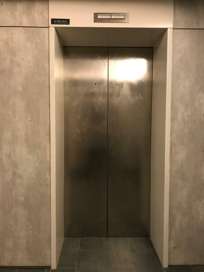 Апартаменти Mosaic Souhtkey Highfloor 2Br 2-6Pax 5Mins Jbciq&Sentosa Джохор-Бару Екстер'єр фото