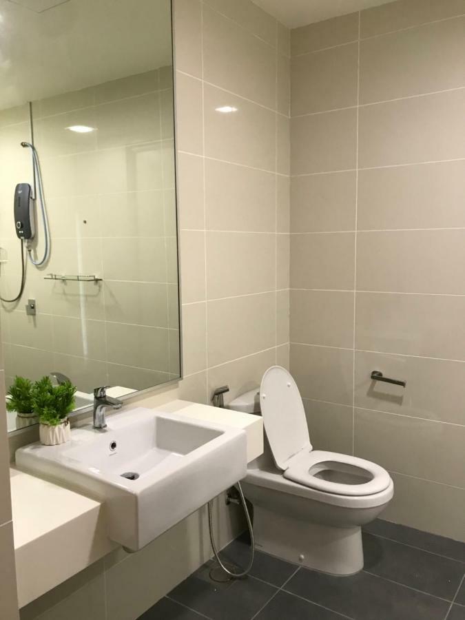 Апартаменти Mosaic Souhtkey Highfloor 2Br 2-6Pax 5Mins Jbciq&Sentosa Джохор-Бару Екстер'єр фото